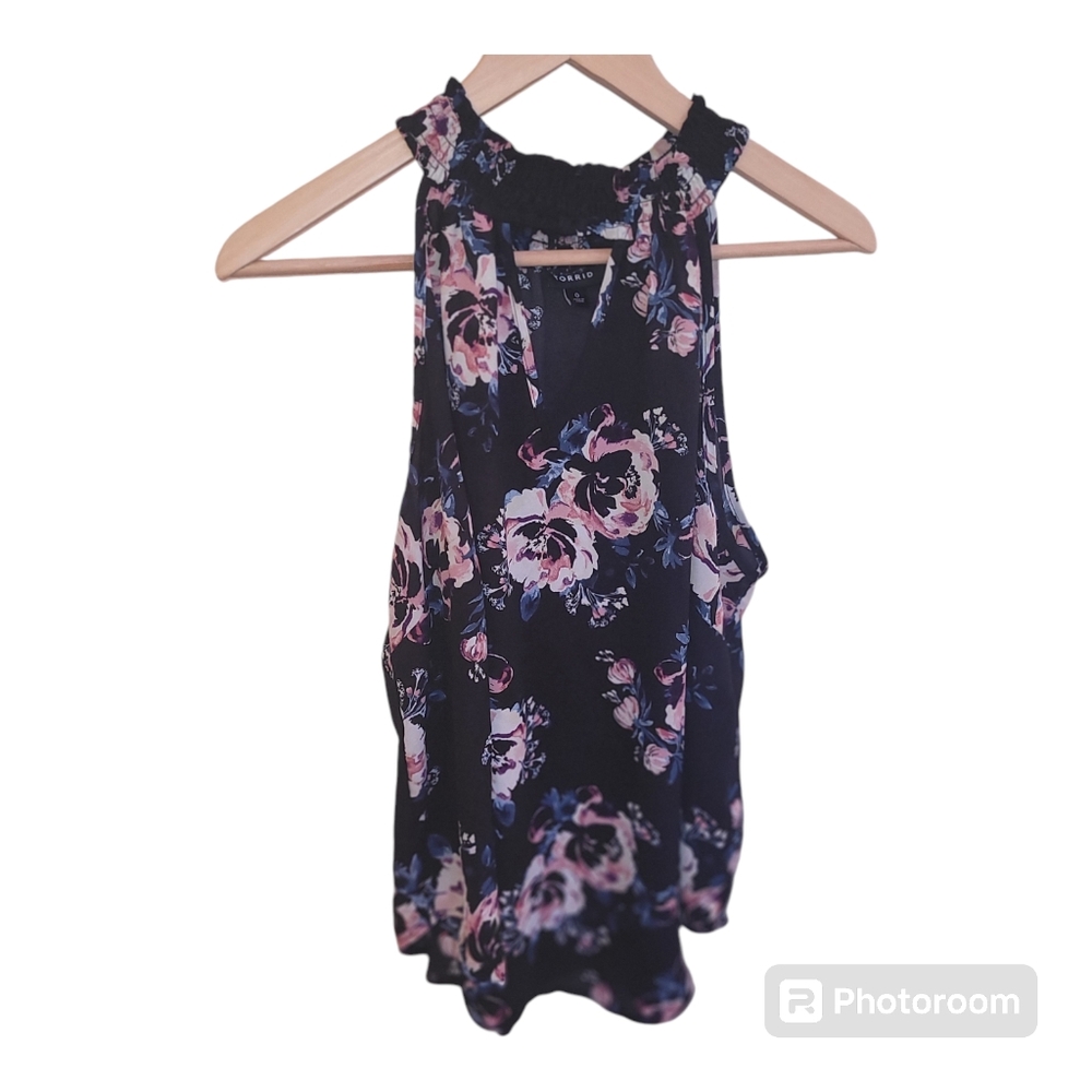 Torrid Women's Black Floral Sleeveless Halter Top Size L (0)